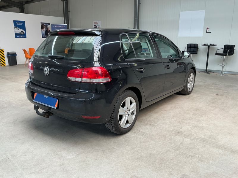 Volkswagen Golf VI 1.6 Comfortline — zdjęcie 2