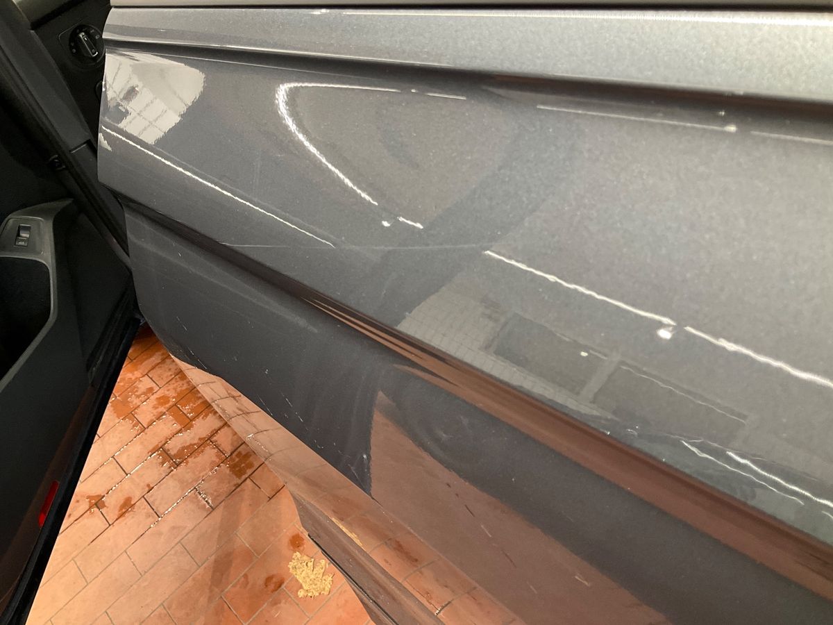 Volkswagen Tiguan 2022 — photo 36