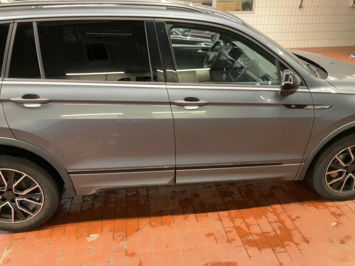 Volkswagen Tiguan 2022 — photo 11