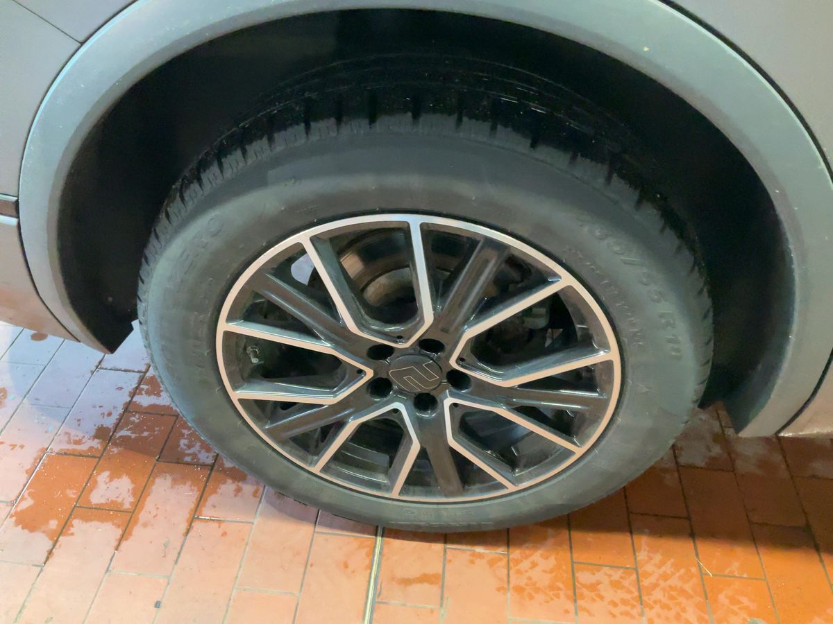 Volkswagen Tiguan 2022 — photo 10