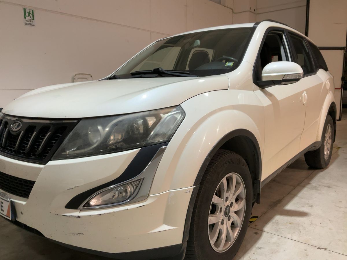 Mahindra XUV d'occasion
