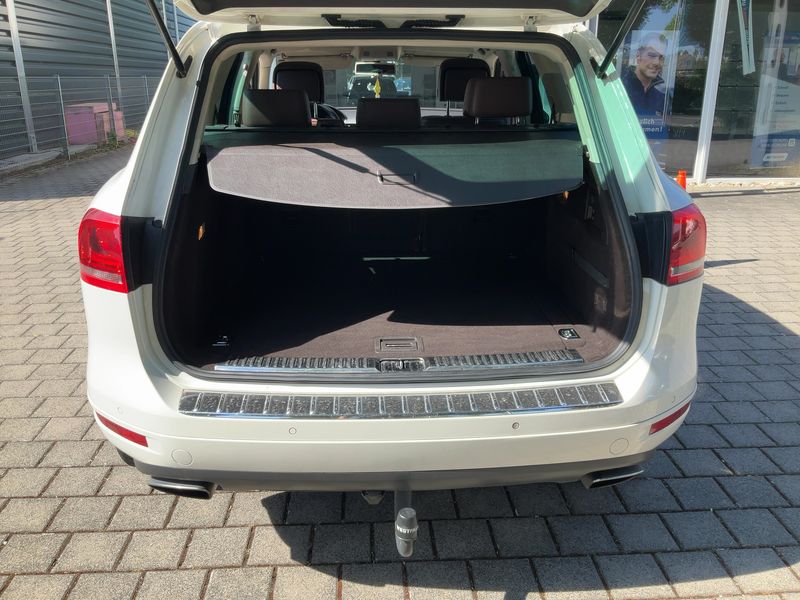 Volkswagen Touareg 3.0 V6 TDI BlueMotion Tech — zdjęcie 10