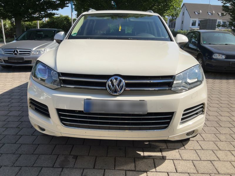 Volkswagen Touareg 3.0 V6 TDI BlueMotion Tech — zdjęcie 9