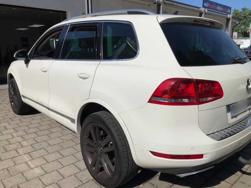Volkswagen Touareg 3.0 V6 TDI BlueMotion Tech — zdjęcie 3