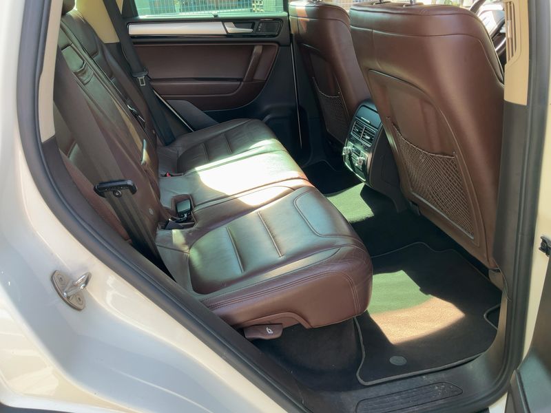 Volkswagen Touareg 3.0 V6 TDI BlueMotion Tech — zdjęcie 14