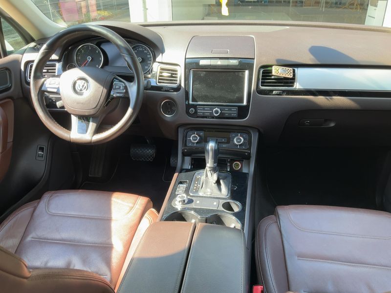 Volkswagen Touareg 3.0 V6 TDI BlueMotion Tech — zdjęcie 12