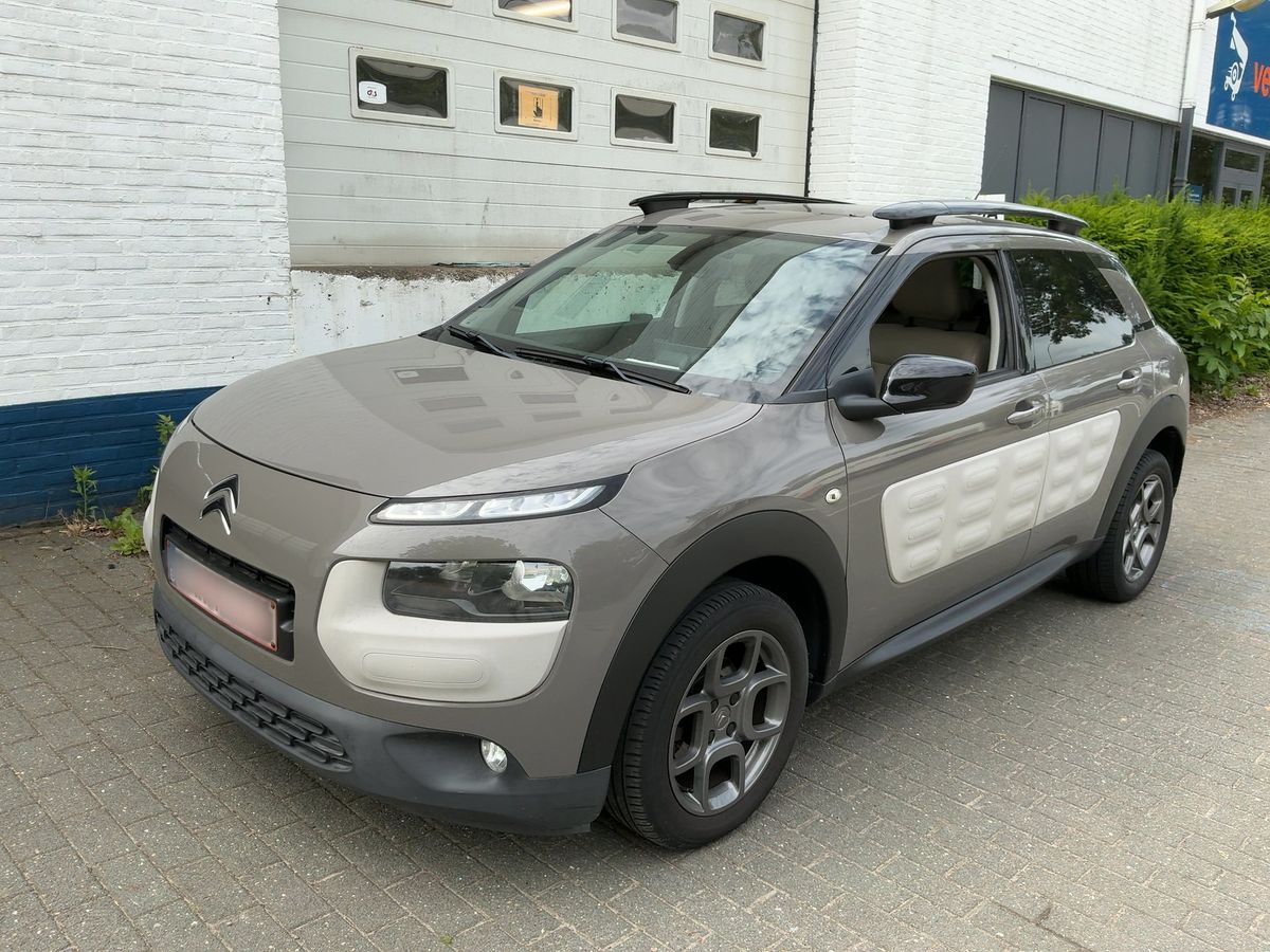 Citroen C4 2015 — photo 1