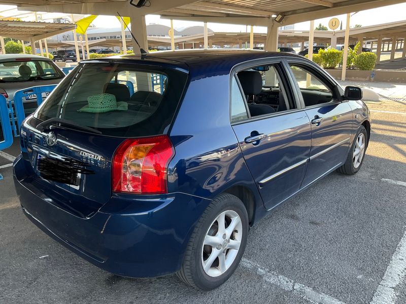 Toyota Corolla 1.6 Luna — zdjęcie 2