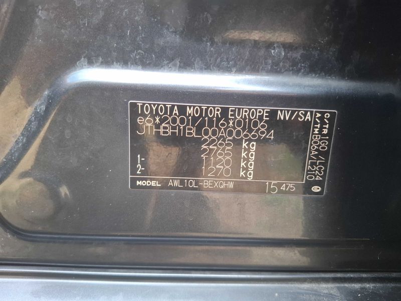 Lexus GS-Serie GS 300h Luxe — zdjęcie 16