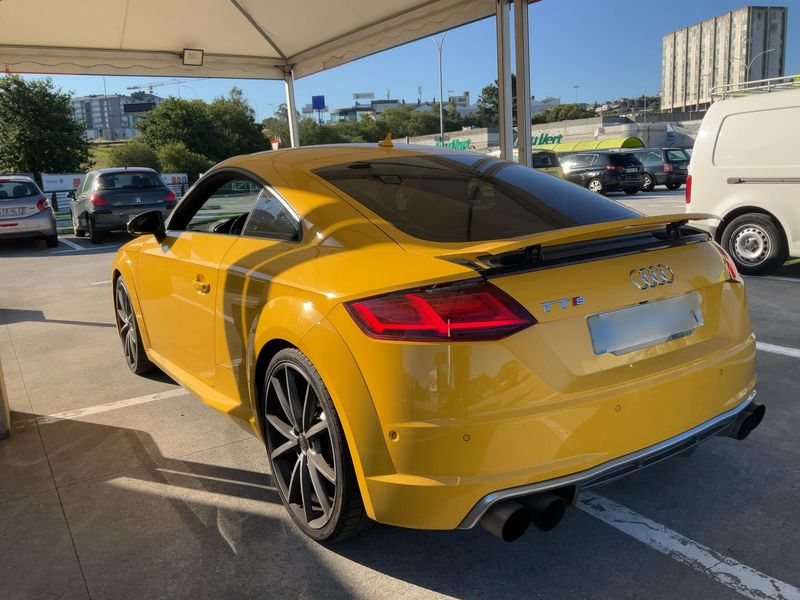Audi TTS 2.0 TFSI quattro Coupe — zdjęcie 3