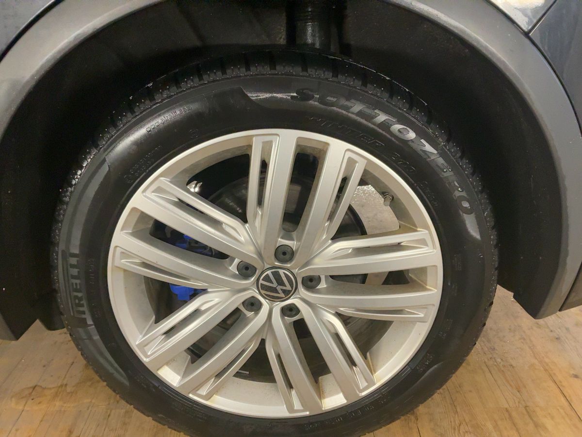Volkswagen Tiguan 2022 — photo 6
