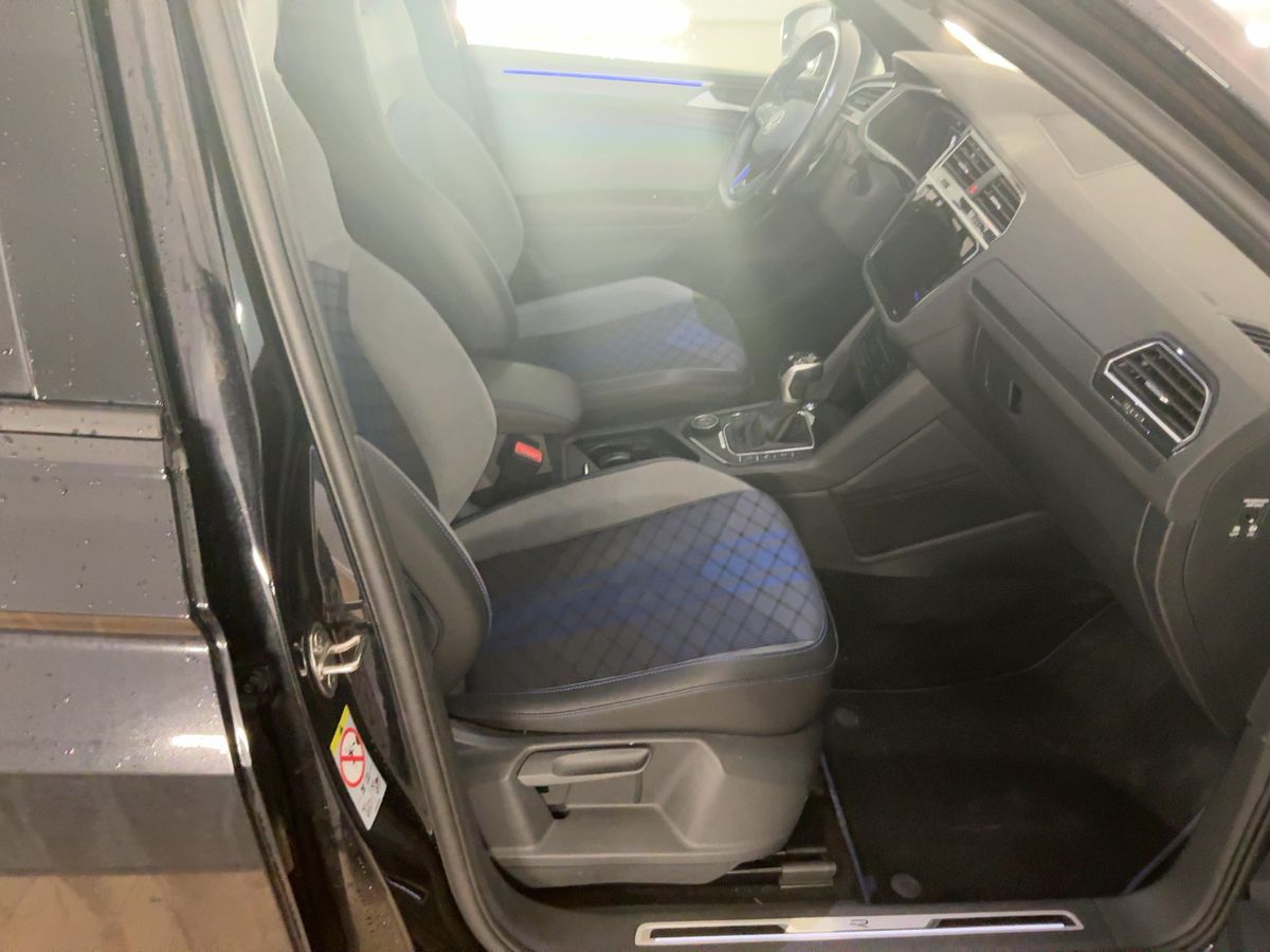 Volkswagen Tiguan 2022 — photo 18