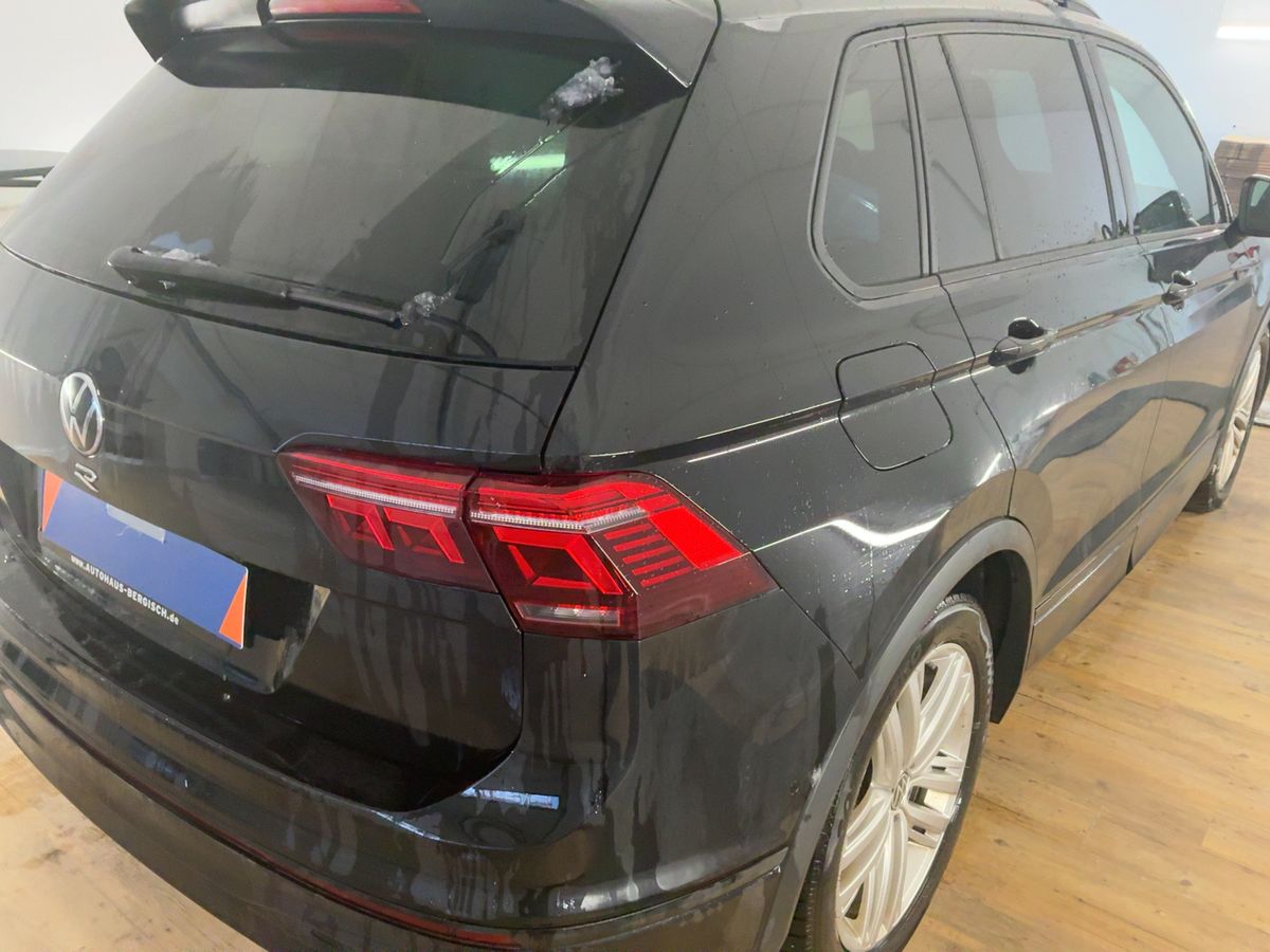 Volkswagen Tiguan 2022 — photo 9