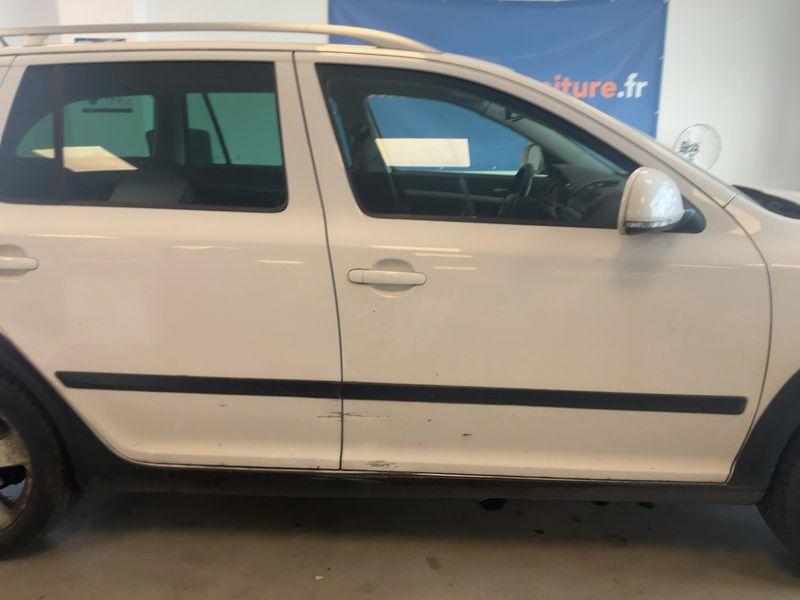 Skoda Octavia 2.0 TDI Scout 4x4 2012 – снимка 10