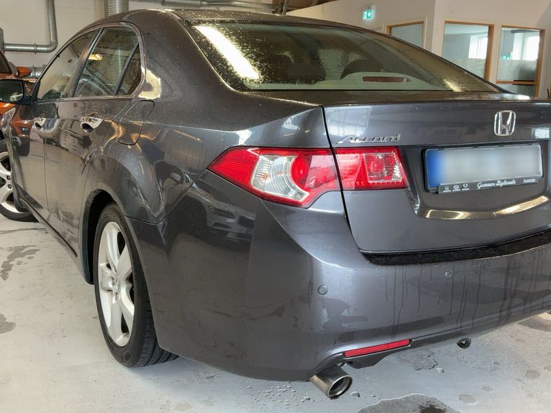 Honda Accord 2.4 VTEC Executive — zdjęcie 3