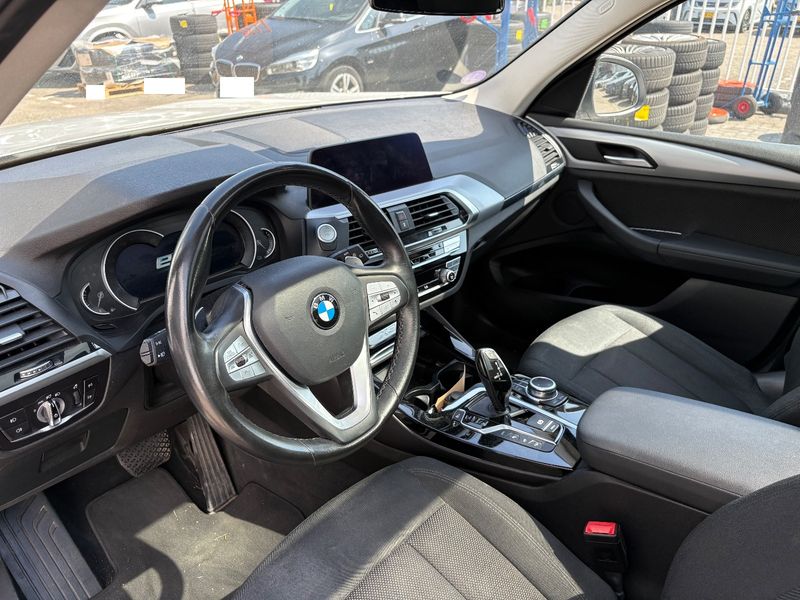 BMW X3 xDrive 30e Advantage — zdjęcie 6