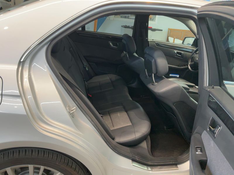 Mercedes-Benz E-Klasse E 200 CGI BlueEfficiency Avantgarde — zdjęcie 14