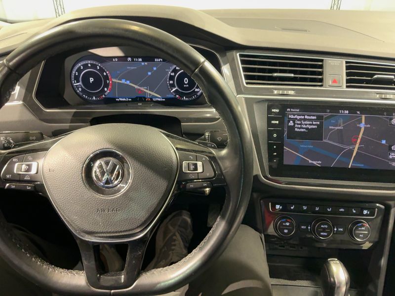 Volkswagen Tiguan 2.0 TSI Highline 4Motion BlueMotion Tech — zdjęcie 12