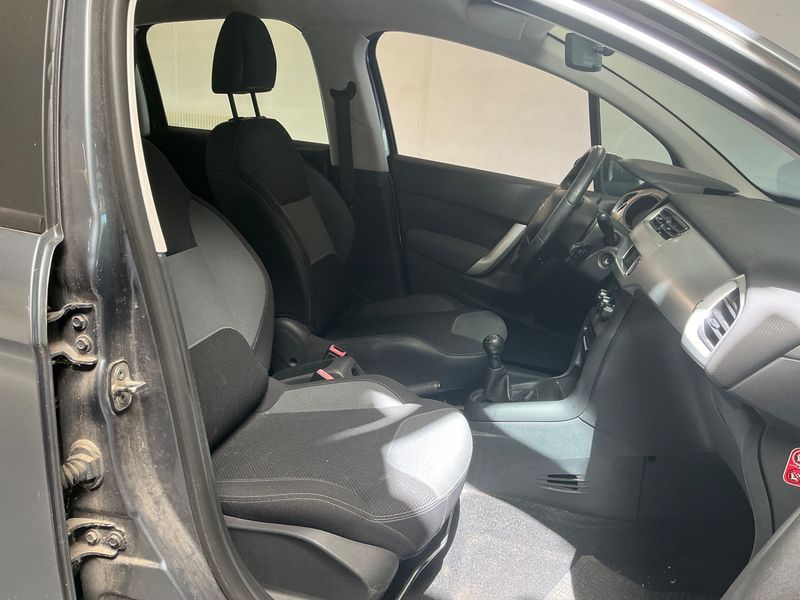 Citroen C3 1.4 HDi Confort — zdjęcie 3