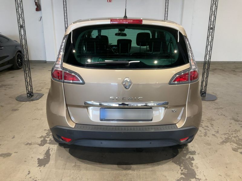 Renault Scenic 1.2 BOSE Edition — zdjęcie 5