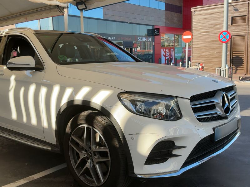 Mercedes-Benz GLC-Klasse GLC 250 4Matic AMG Line — zdjęcie 8