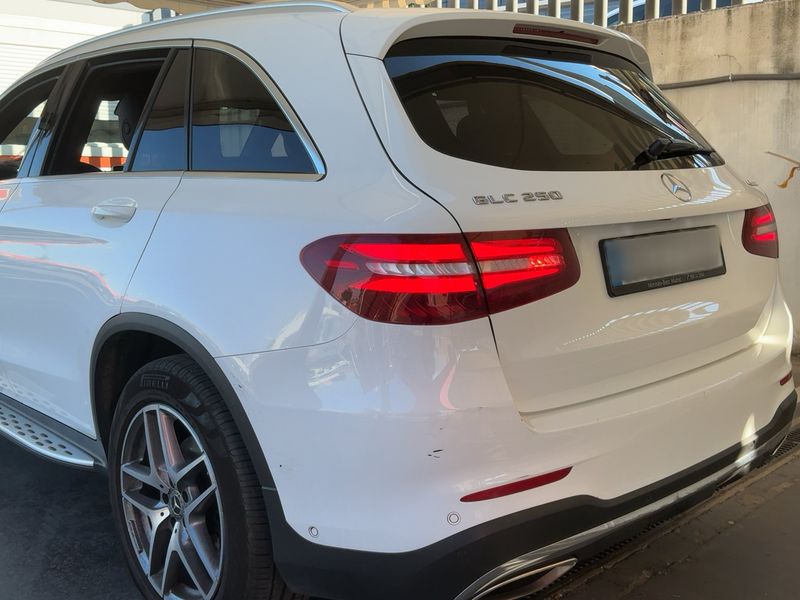 Mercedes-Benz GLC-Klasse GLC 250 4Matic AMG Line — zdjęcie 3