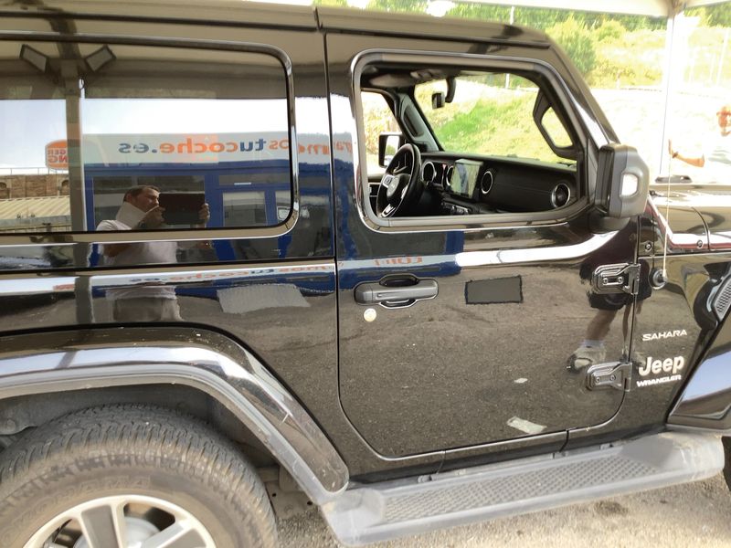 Jeep Wrangler 2.2 CRDi Sahara — zdjęcie 7
