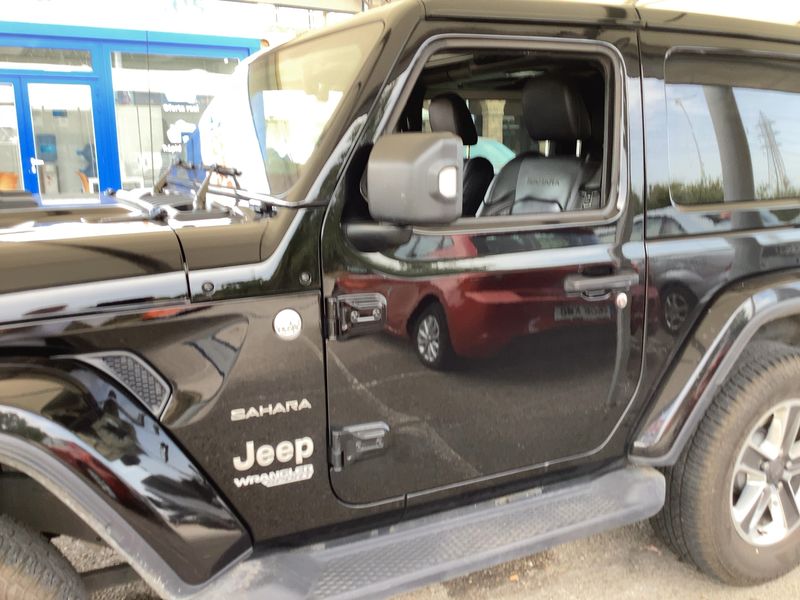 Jeep Wrangler 2.2 CRDi Sahara — zdjęcie 4