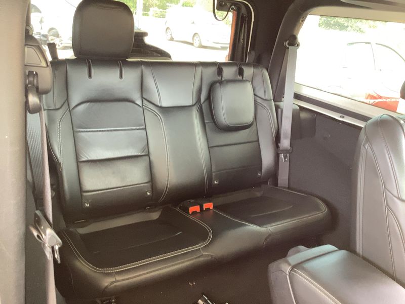 Jeep Wrangler 2.2 CRDi Sahara — zdjęcie 14