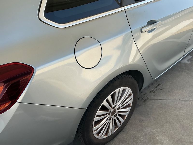 Opel Astra 1.7 CDTI Excellence 2014 – снимка 21