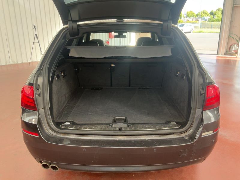 BMW 5er 520d xDrive Luxury 2015 – снимка 15