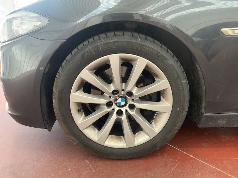 BMW 5er 520d xDrive Luxury 2015 – снимка 3