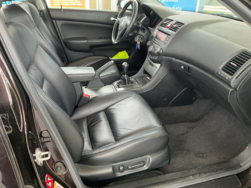 Honda Accord 2.0 VTEC Executive — zdjęcie 11
