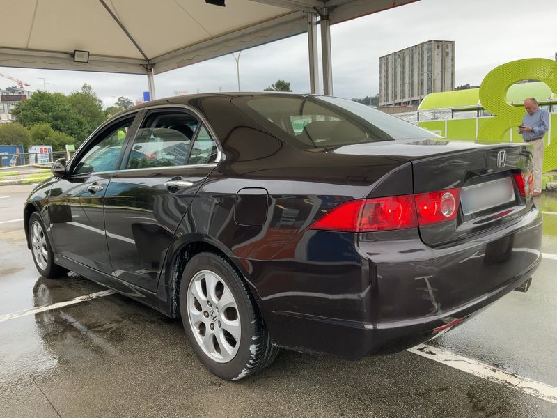 Honda Accord 2.0 VTEC Executive — zdjęcie 3