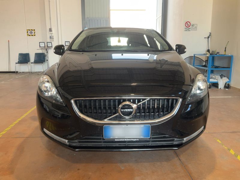 Volvo V40 2.0 D2 Kinetic — zdjęcie 9