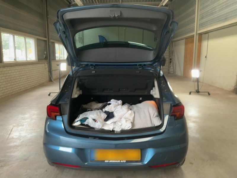 Opel Astra 1.4 SIDI Turbo Innovation Start&Stop 2017 – снимка 15