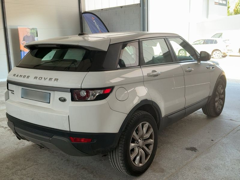 Land Rover Evoque 2.2 Td4 Pure Technik 2015 – снимка 8
