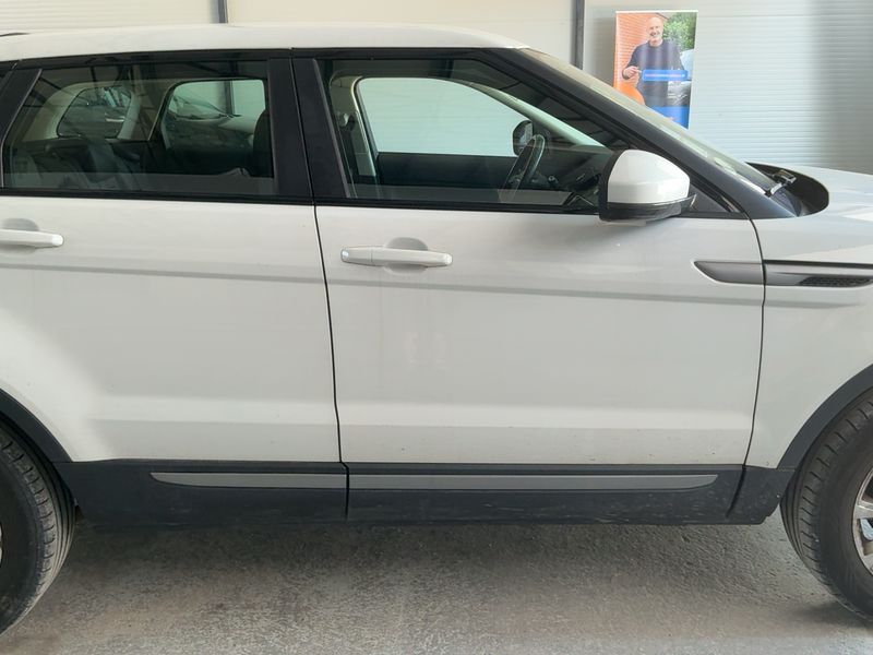 Land Rover Evoque 2.2 Td4 Pure Technik 2015 – снимка 10