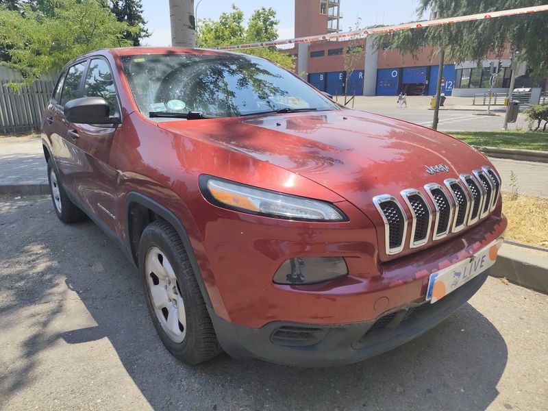 Jeep Cherokee 2.2 M-Jet Longitude 4WD — zdjęcie 6