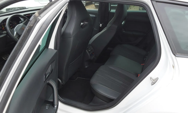 Cupra Leon 1.4 e-HYBRID — zdjęcie 14