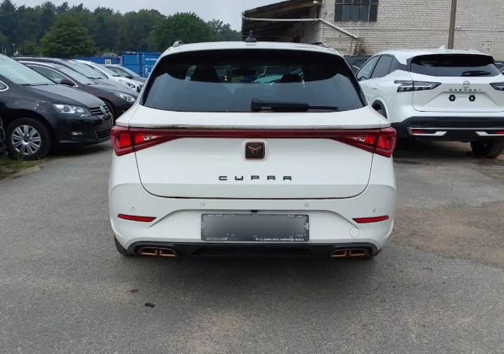 Cupra Leon 1.4 e-HYBRID — zdjęcie 5
