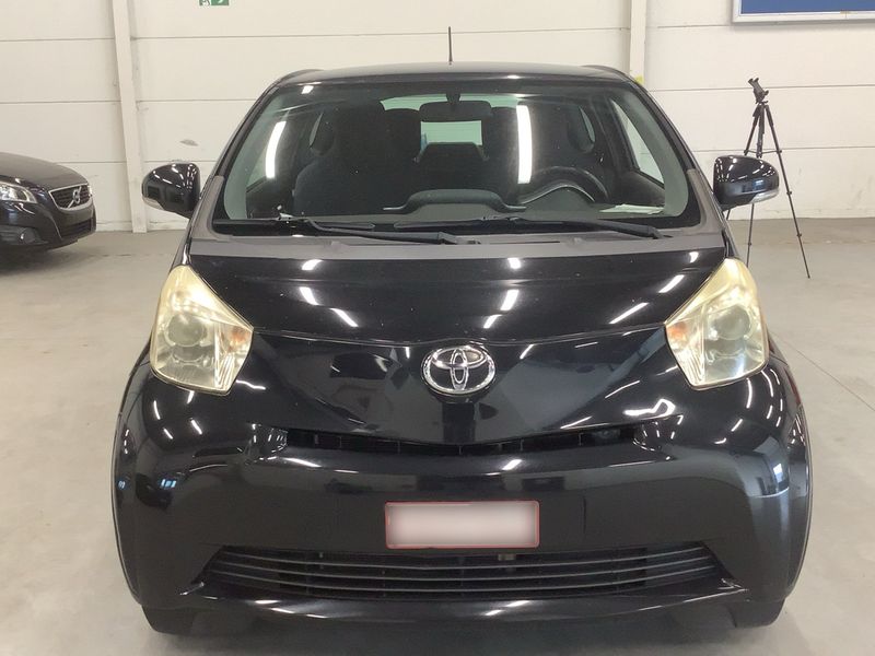 Toyota iQ 1.0 VVT-i — zdjęcie 9