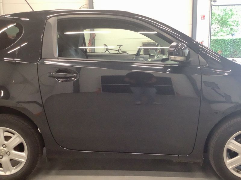 Toyota iQ 1.0 VVT-i — zdjęcie 7