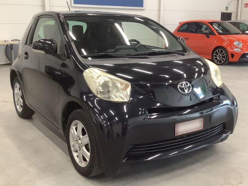 Toyota iQ 1.0 VVT-i — zdjęcie 8