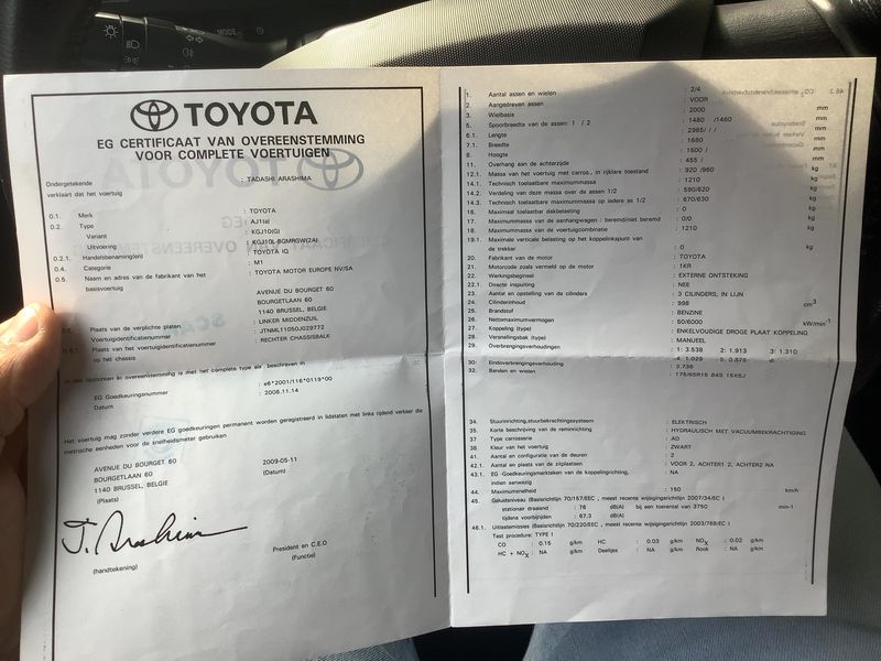 Toyota iQ 1.0 VVT-i — zdjęcie 16