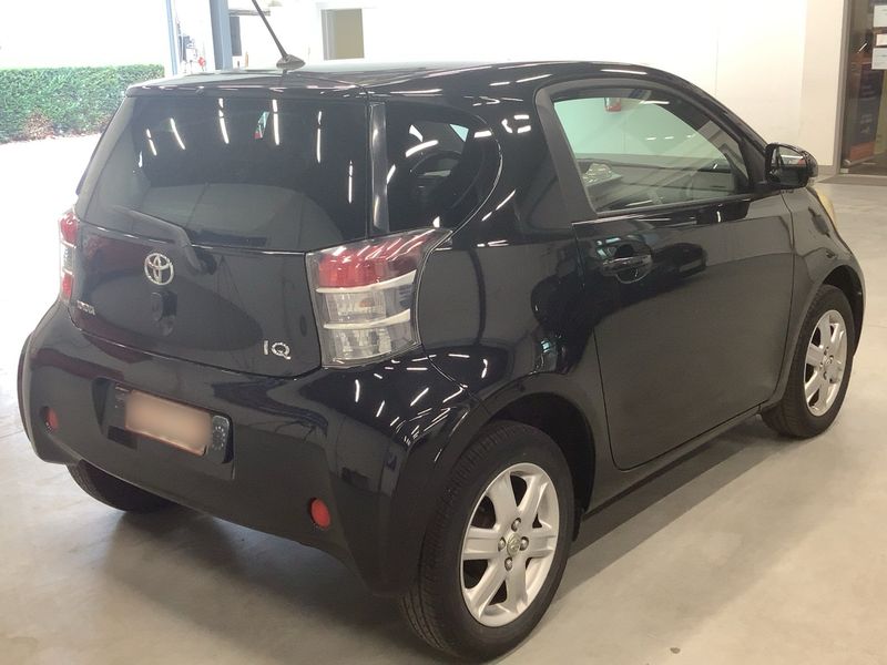 Toyota iQ 1.0 VVT-i — zdjęcie 6