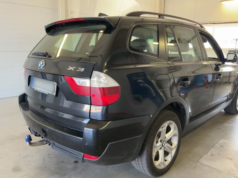 BMW X3 xDrive 20d Edition Exclusive — zdjęcie 6