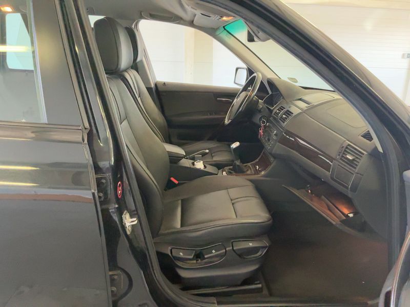 BMW X3 xDrive 20d Edition Exclusive — zdjęcie 11