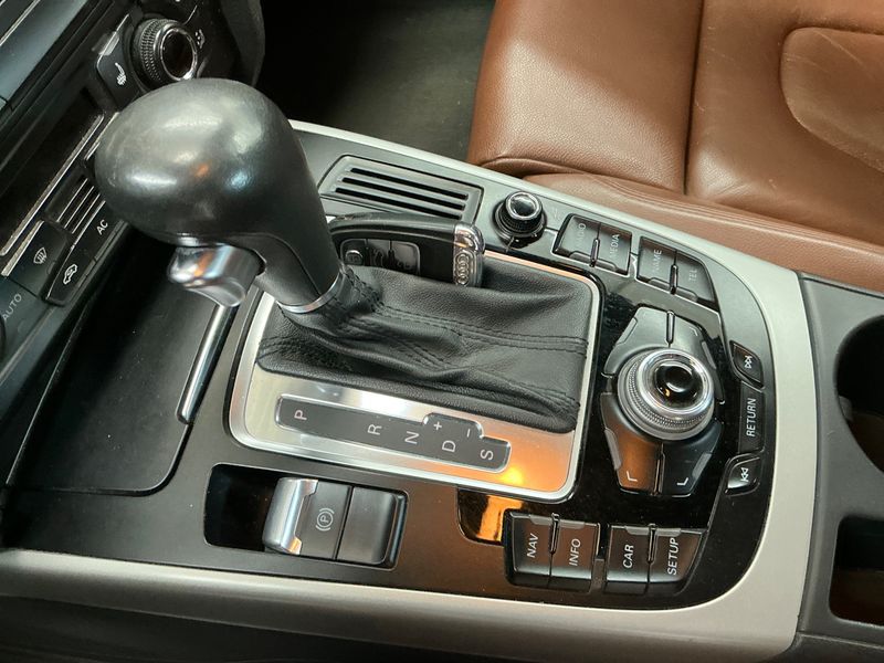 Audi A5 3.0 V6 TDI quattro 2010 – снимка 24