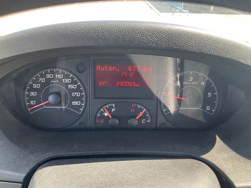 Peugeot Boxer 2.2 Blue-HDi 335 L2H2 Premium Stop&Start — zdjęcie 13